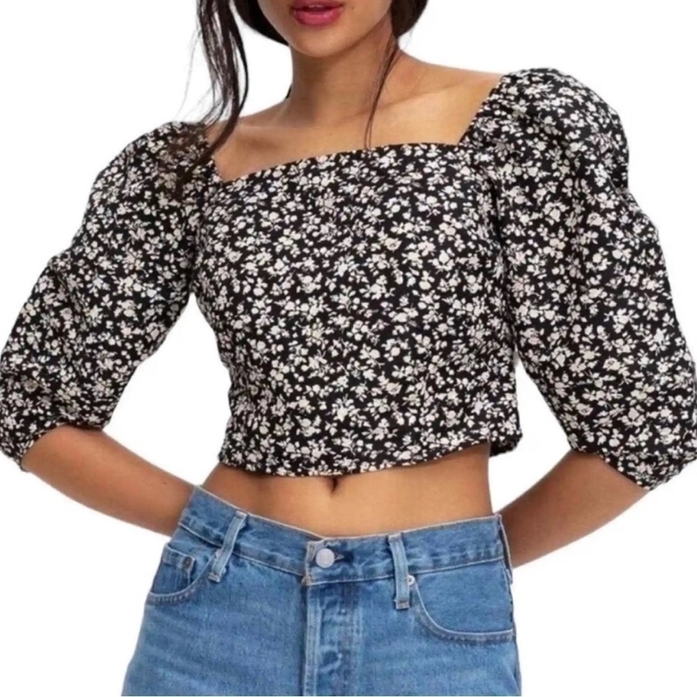 🆕 Levi’s Statement Blouse - Effortless Essential - Dark Floral